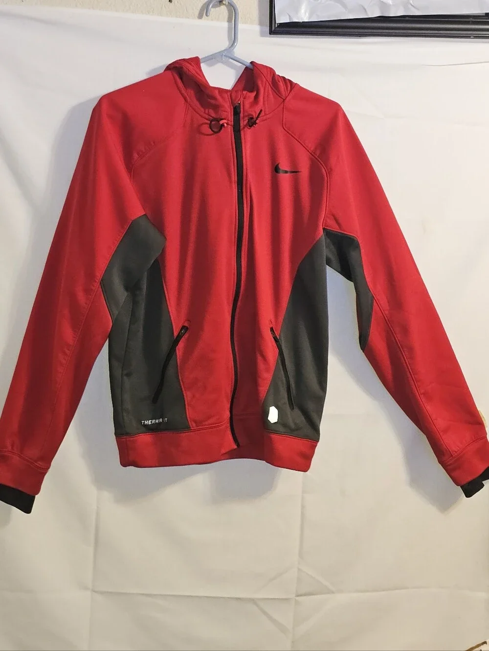Nike Nike Hyper Elite Therma-FIT full-zip hoodie, red Size Meduim